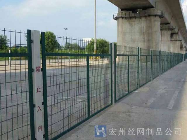 鐵路護(hù)欄網(wǎng)--010